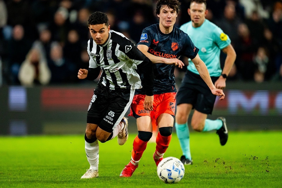 nhan-dinh-soi-keo-heracles-vs-utrecht-luc-02h00-ngay-7-3-2026-1