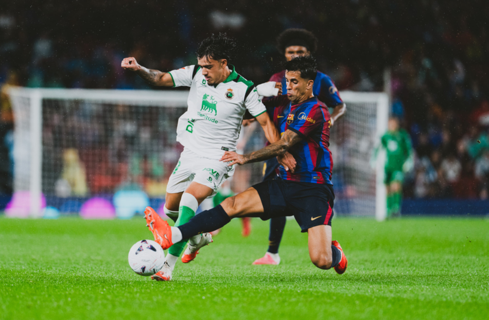 Barcelona vs Racing Santander (02:30 - 17/09)